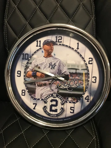 WinCraft 2014 New York Yankees Derek Jeter Captain Collectable Clock Cover