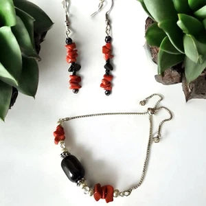 Juego de Pendientes Pulsera Artesanal, Coral Rojo y Obsidiana - Gancho Lariat Inoxidable - Imagen 1 de 7