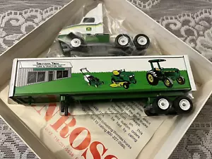 Winross 1994 John Deere Truck Southern York Turf & Tractor Diecast 1/64 Scale - Picture 1 of 10