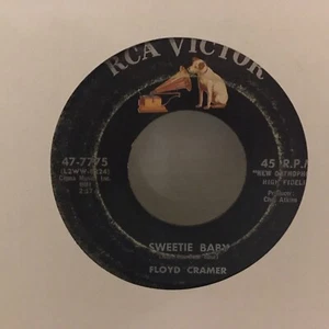 FLOYD CRAMER LAST DATE / SWEETIE BABY 45 RPM RECORD - Foto 1 di 2