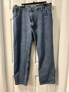 Wrangler Premium Quality Relaxed Fit Jeans for Men Size 42x30 Blue - Picture 1 of 5