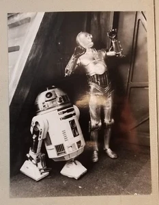 FOTO DE PELÍCULA VINTAGE DE STAR WARS DE LOS AÑOS 80 7X9 HECHA EN ALEMANIA R2D2 Y C3PO 70A - Imagen 1 de 4