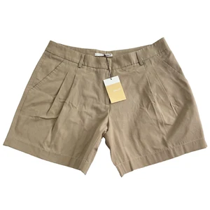 Bally Shorts Womens 8 Beige Mid Rise Pleated Cotton Bottoms Made in Italy $240 - Picture 1 of 13