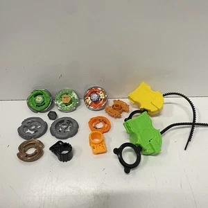 Paquete de la serie Beyblade Metal que incluye piezas adicionales y cable rasgado montado aleatoriamente - Imagen 1 de 4