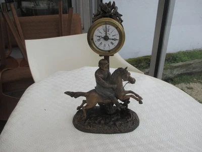 PENDULE DE BUREAU . XIX éme. A BALANCIER. - Photo 1/4