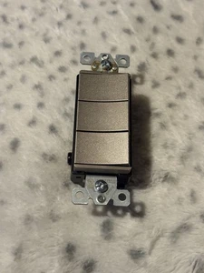 Enerlites 62755-LA dekorativer Dreifach-Wippschalter einpolig gold - Bild 1 von 1