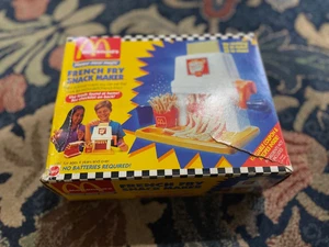 VTG 1993 MCDONALDS HAPPY MEAL MAGIC FRENCH FRY MAKER MATTEL - Picture 1 of 3