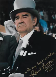 ROBERT BROWN as "M" from JAMES BOND 007 films signed colour 8x10 - Picture 1 of 1