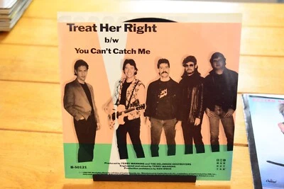 GEORGE THOROGOOD "TREAT HER RIGHT" 45RPM 7" VINYL & PIC SLEEVE [4B2-119] - Image 1 of 4