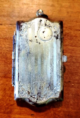 Porta-fichas antigo de duas moedas suporte medalhão comporta níquel, centavos por volta de 1910 - Imagem 1 de 4