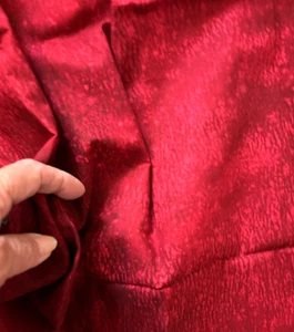 2/3YD Vtg 42X25 RED ROOSTER Crystal Stars Quilt Fabric Burgundy Red Solid PRINT - Picture 1 of 9