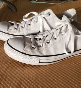 Converse All Star Schuhe Herren 7,5 Damen 9,5 Weiß Leder Low Top TOP - Bild 1 von 7
