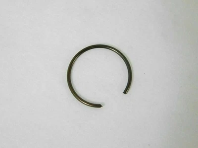 NOS Yamaha Circlip YZ125 ZUMA 125 TTR125LE TMAX TT-R125E/LE 93450-16068 QTY5 - Image 1 of 4