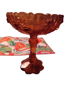 VINTAGE FENTON AMBER GLASS CABBAGE ROSE SCALLOPS COMPOTE PEDESTAL CANDY DISH - Picture 1 of 3