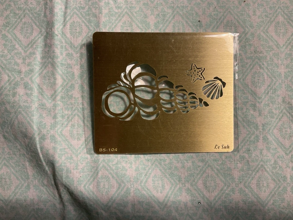 Le Suh Embossing Messing Schablone Muschel Schnecke Seestern Prägen von Papier - Bild 1 von 1
