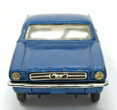 Corgi Toys 24751 ford mustang fastback 2+2 scala 1 43 auto vintage toys car - Immagine 1 di 4