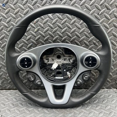 🔥 Volante Smart Fortwo Cupé Passion C453 OEM 2016-2018 con controles Foto 1 de 4
