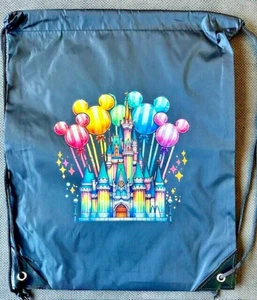 Mochila con cordón Bolso Cinch Negro Mickey Globos Castillo WDW Bolso de vacaciones RTS - Imagen 1 de 2