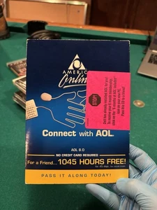 AOL 8.0 - 1045 Stunden Gratis CD *BRANDNEU* *NIE BENUTZT* - Bild 1 von 3