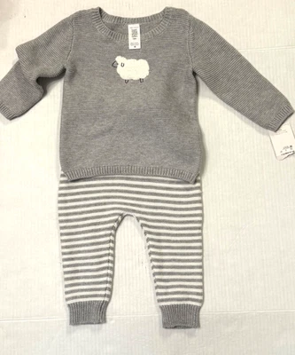 NUEVO CON ETIQUETAS Carter's Just One You talla 12M gris/blanco cordero suéter conjunto 2 piezas Foto 1 de 4
