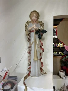 Antiguo TPI Iluminado Molde Soplado Ángel con Cuerno Dorado Belén de Navidad - Imagen 1 de 7