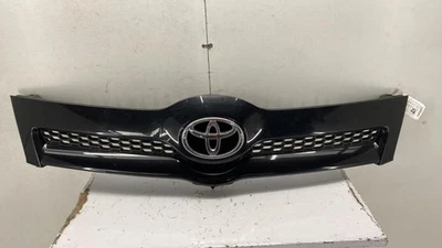 Calandre TOYOTA COROLLA VERSO 2 PHASE 1 531110F902 - Photo 1/4