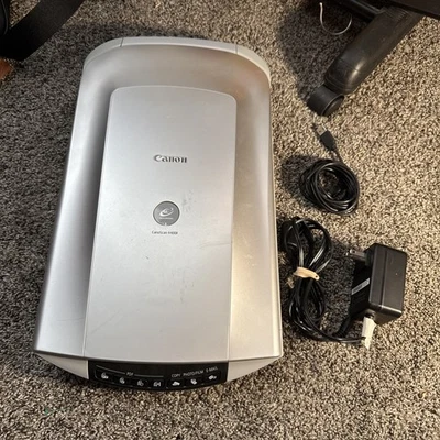 TESTED Canon CanoScan CANON 4400F Flatbed Scanner Copy Photo Film Negatives. - Image 1 of 3