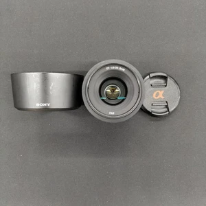 Lente Sony SAL35F18 35mm F1.8 Prime para cámaras Alpha - Imagen 1 de 5