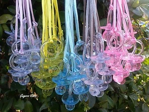 Grandi Collane Ciuccio Trasparente 2-1/2"Baby Shower Gioco Favori Decorazione U~Scegli Colori - Foto 1 di 16