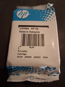 HP 62 Tri-colour Original Ink Cartridge - C2P06AE BEST BEFORE 29TH AUGUST 2028. - Bild 1 von 1