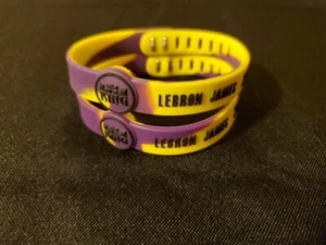 NBA Collectibles Stephen Curry And LeBron James Pack Of 2 Silicone Bracelets - Picture 1 of 8