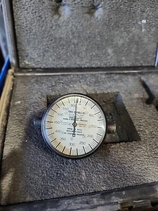 GAUGE, DIAL GUAGE/model 1060CS, 600LBS- FORCE CONTROLS CO. - Picture 1 of 6