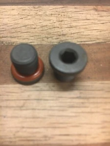 Lotto di (2) Tappo di Scarico Metrico 12mm X 1,5 X 10 Mm Guarnizione Stampata - Foto 1 di 3