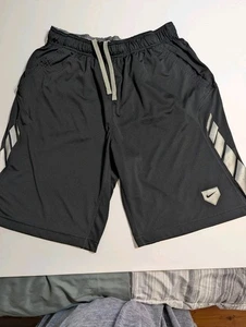 Nike Men's L Black Reflective Silver Accents MBL Accent Shorts Pockets Dri Fit - Picture 1 of 13