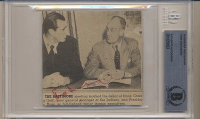 Фотография подписанная газетой Хэнка Гринберга из Detroit Tigers — Beckett 0012059933 - Изображение 1 из 2