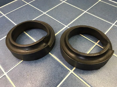 NOS Mercedes-Benz W108 Coil Spring Rubber Spacers 1963-1971 230 SL 190c 250SE - Image 1 of 4