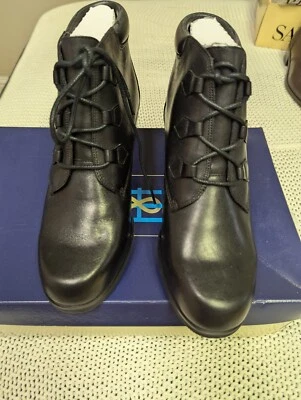 Botines con cordones de cuero negro Hillard & Hanson talla 6 1/2 Foto 1 de 4