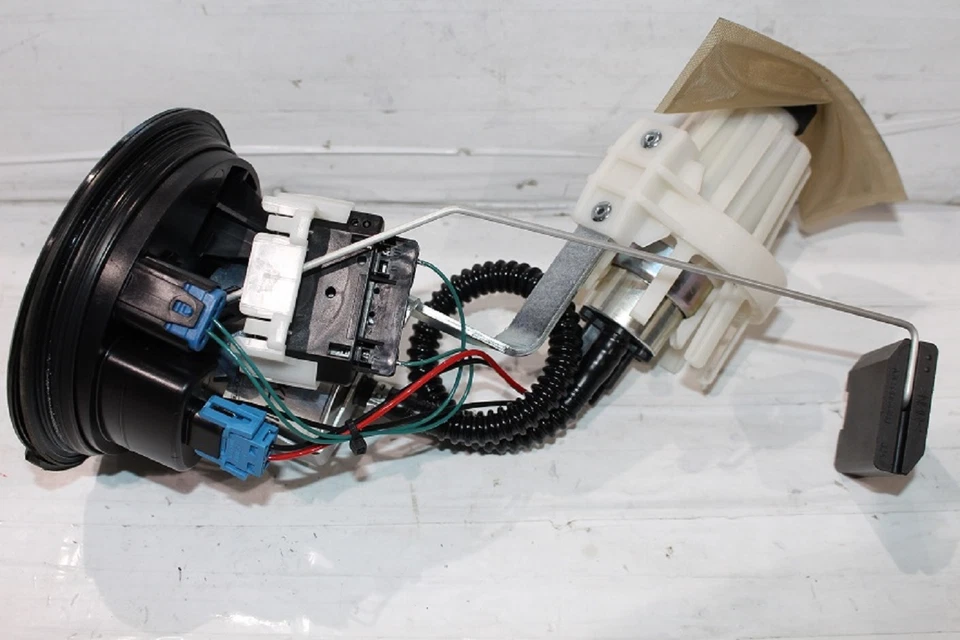 Pompe À Carburant BMW R 1200 GS LC ADV BENZIN-PUMPE FUEL PUMP KRAFTSTOFFPUMP - Photo 1/1