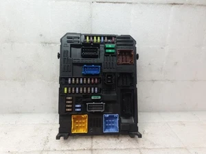 Caja de fusibles PEUGEOT 208 2 2015DJ3828 - Imagen 1 de 3