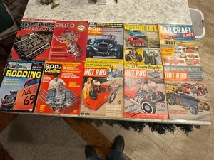 1960’s Car Magazines: (10) Hot Rod, Motor Life, Car Kraft, Rod & Custom Bx45 - Picture 1 of 21