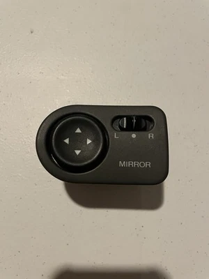 1992-1997 Subaru SVX Power Mirror Adjustment Switch Control Button Black OEM - Image 1 of 4