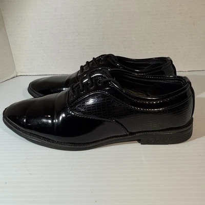Boys Shiny Patent Leather Golden G Dress Tuxedo Shoes Lactus TC Original Size 1 - Image 1 of 4