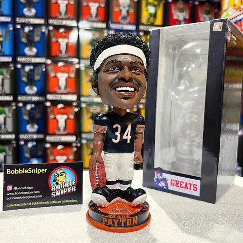 WALTER PAYTON Chicago Bears "Knucklehead" Exclusive NFL Bobblehead Cover