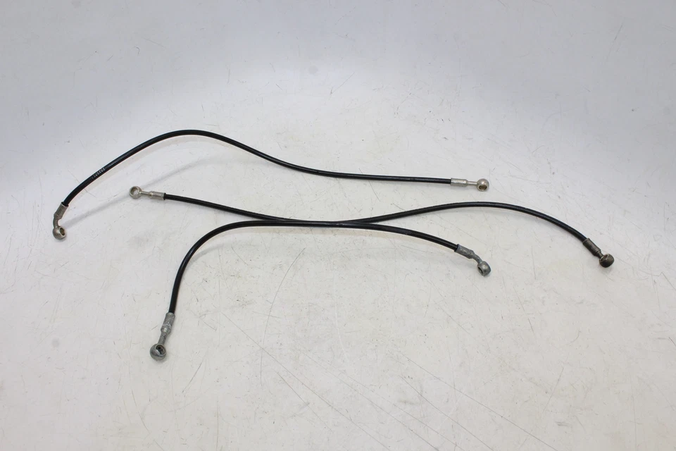 2005 Triumph Daytona 650 前刹车卡钳软管线 — 第 1/4 张图片