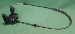 Land Rover Defender Discovery 5 Left Rear Seat Back Latch New Genuine LR090607 - Picture 1 of 6