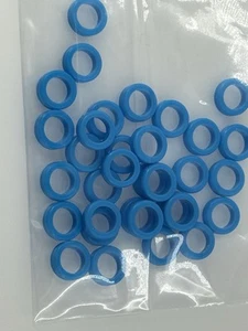 K'Nex Lot of 32 Blue Spacer Replacement Parts New Open Package - Picture 1 of 4