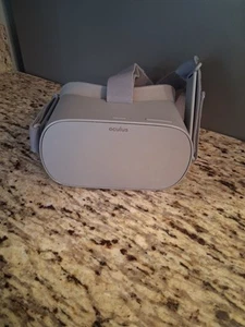 Oculus Go 64GB Standalone Virtual Reality Headset - WORKING - MH-A64 - Afbeelding 1 van 3