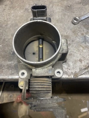 2002 Ford Mustang Throttle Body  - Image 1 of 4