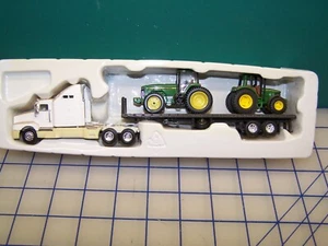 Ertl John Deere Kenworth Semi Tractor Flat Bed Trailer T600A w/2 Tractors USA HO - Picture 1 of 8