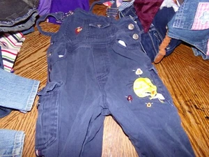 *GIRLS TWEETIE BIRD BIB OVERALL JEANS SIZE 4/5 573 - Picture 1 of 3